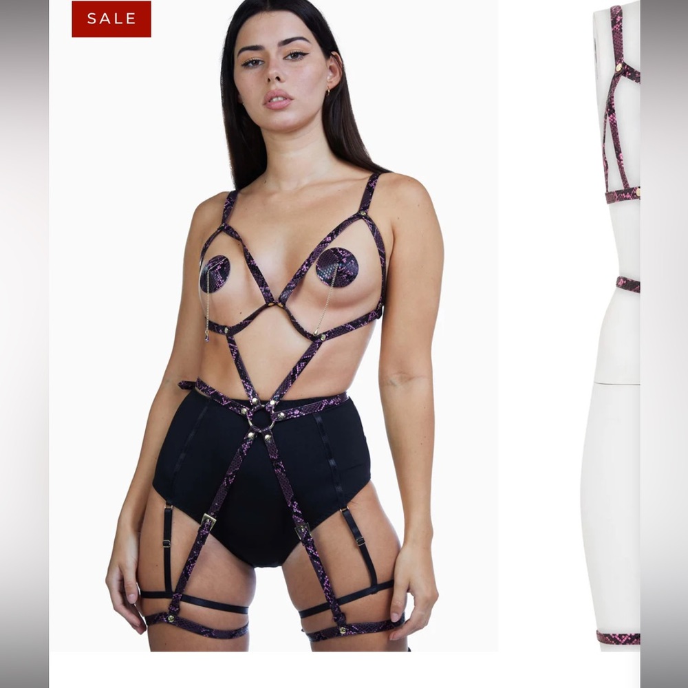 Playful promises Open Cup Leg Cuff Harness Purple Snake